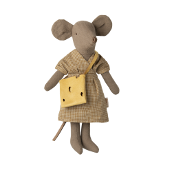 Mus i smternet kjole og skuldertaske 