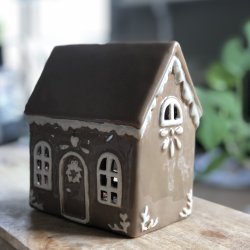  Keramikhus - honningkagehus